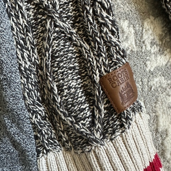 Roots crewneck sweater - Picture 4 of 4